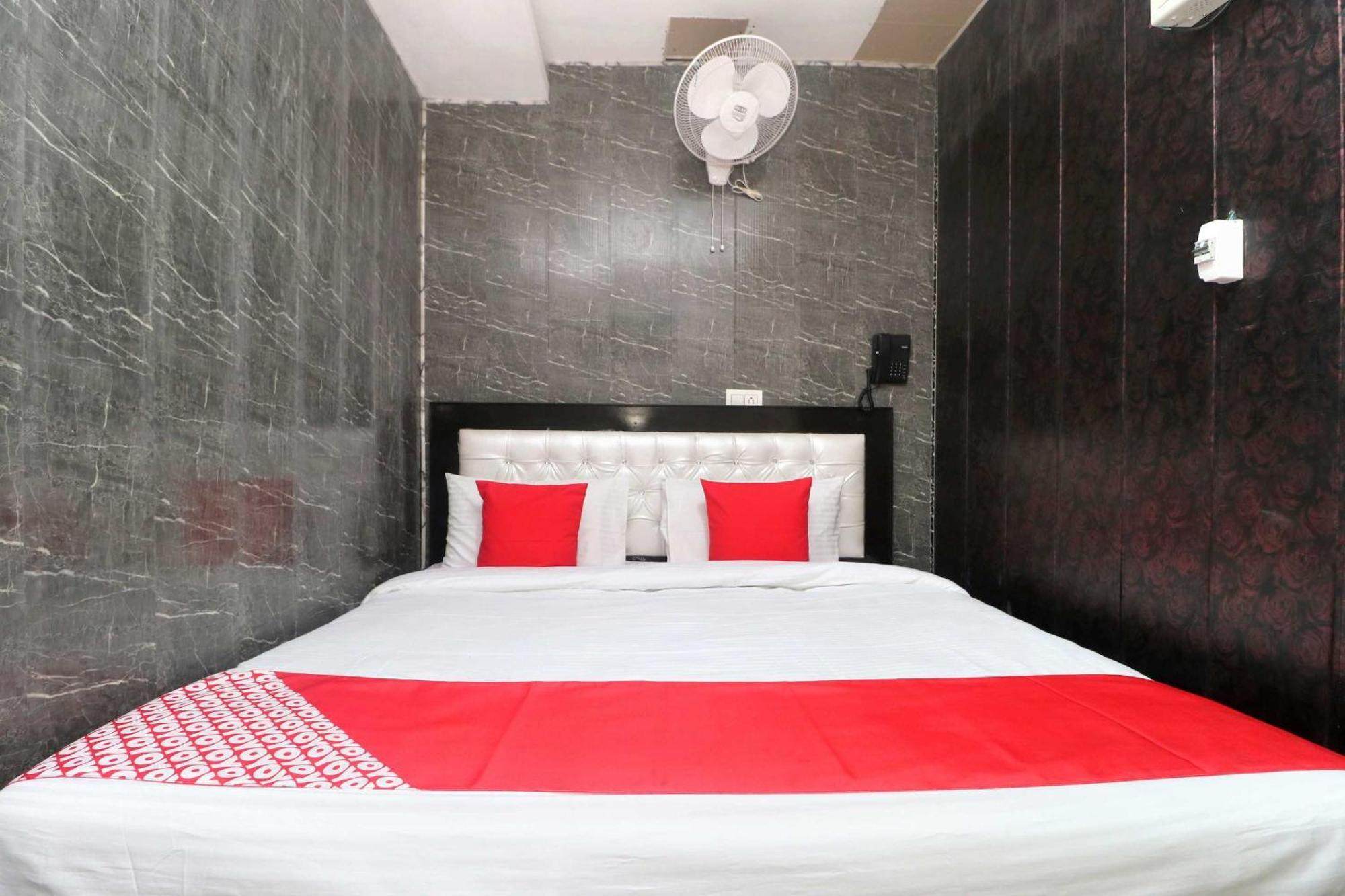 Oyo Hotel Aryan Plaza Chandīgarh Exterior foto